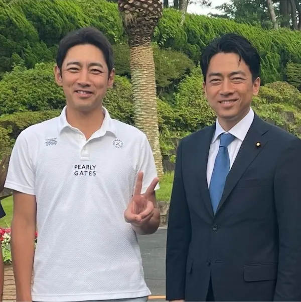 小泉進次郎と小泉孝太郎(兄)との身長比較